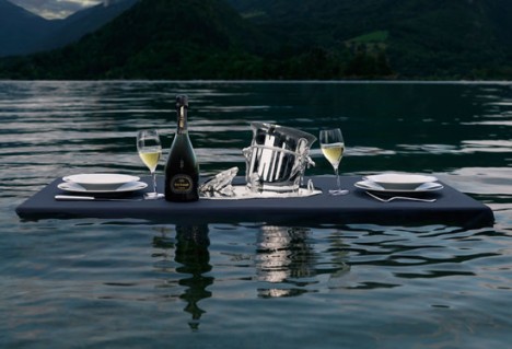 Le « Seau Melting » de Ruinart photo champagne melting ruinart 468x319 Le « Seau Melting » de Ruinart