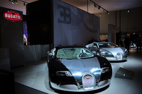 Trois Bugatti Veyron spéciales pour Dubaï photo bugatti dubai 468x311 Trois Bugatti Veyron spéciales pour Dubaï