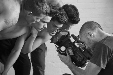 bruce weber ysl 468x312 Bruce Weber pour Yves Saint Laurent