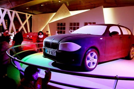 Une BMW tout en chocolat à croquer en Chine photo bmw1 chocolate 468x312 Une BMW tout en chocolat à croquer en Chine