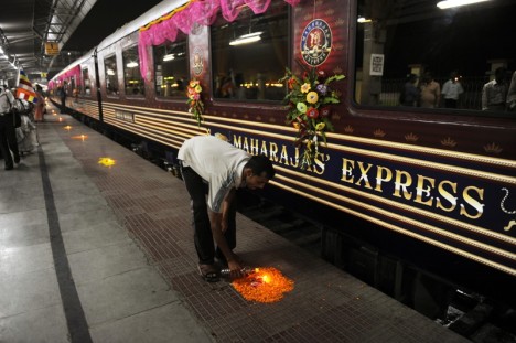 Inde: un luxueux train sur les rails photo luxury train india 468x311 Inde: un luxueux train sur les rails