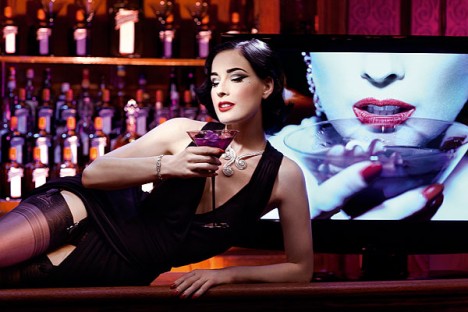 Dita van Teese vous donne RV au Cointreau Privé photo cointreau4 468x312 Dita van Teese vous donne RV au Cointreau Privé