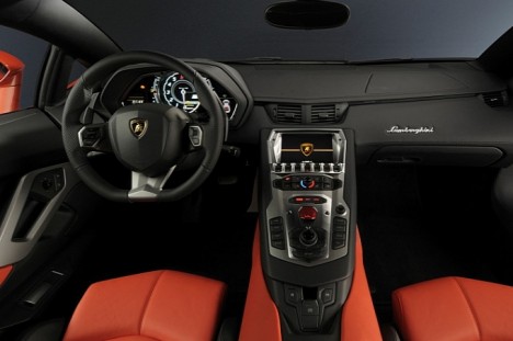 Lamborghini Aventador LP 700 4 photo Lamborghini Aventador LP700 4 interior 468x311 Lamborghini Aventador LP 700 4
