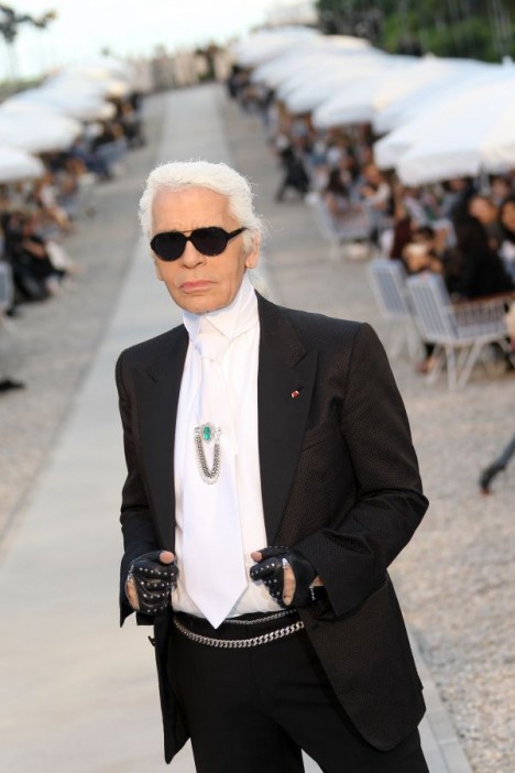 Collection Croisière de Chanel photo Chanel Cruise 2012 karl lagerfeld 468x702 Collection Croisière de Chanel