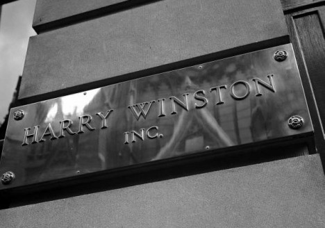 Harry Winston sapprête à simplanter en Chine photo Harry Winston Logo 468x328 Harry Winston sapprête à simplanter en Chine