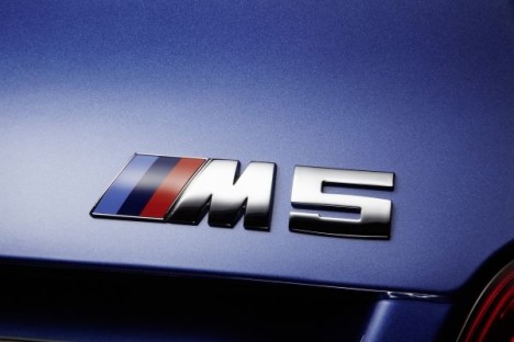 BMW prépare une gamme M Performance photo BMW M5 Logo 468x312 BMW prépare une gamme M Performance
