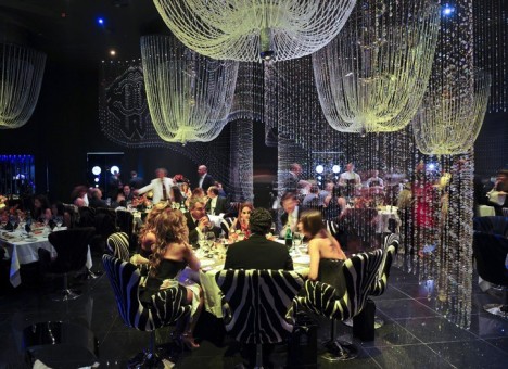 Une bouteille de champagne à 100.000 euros photo cavalli club Dubai 468x340 Une bouteille de champagne à 100.000 euros