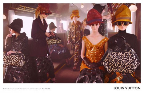 Louis Vuitton Fall 2012 Campaign 468x303 À bord du Louis Vuitton Express‎